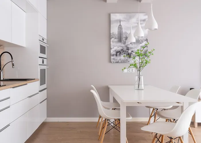 Rentplanet - Apartament Partynice Apartmán *